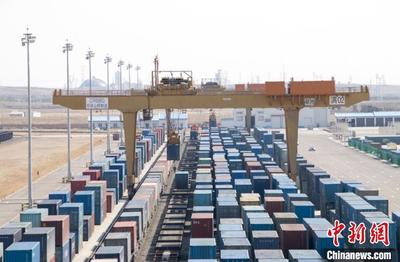 疫情之下,中國北疆進(jìn)出口貨運的&ldquo;國際范&rdquo;與&ldquo;加速度&rdquo;